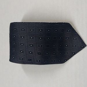01. Merona Box Print Necktie